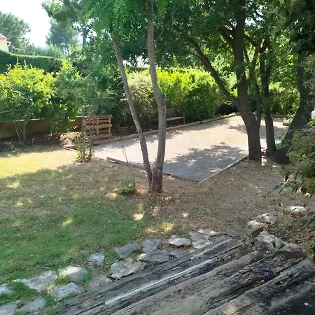 Proche Manosque Iter Cea Studio 25M2 Avec Piscine Maj 01 09 Piscine Encore Ouverte A Minima Pour 2 Semaines Eau 28 Degres