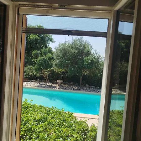 25m2 Avec Piscine Proche Iter Et Cadarache Quarto em Acomodações Particulares