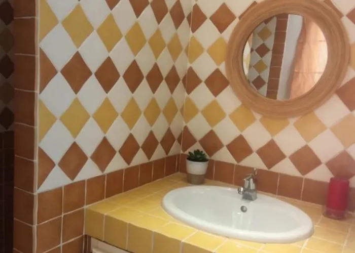 25m2 Avec Piscine Proche Iter Et Cadarache